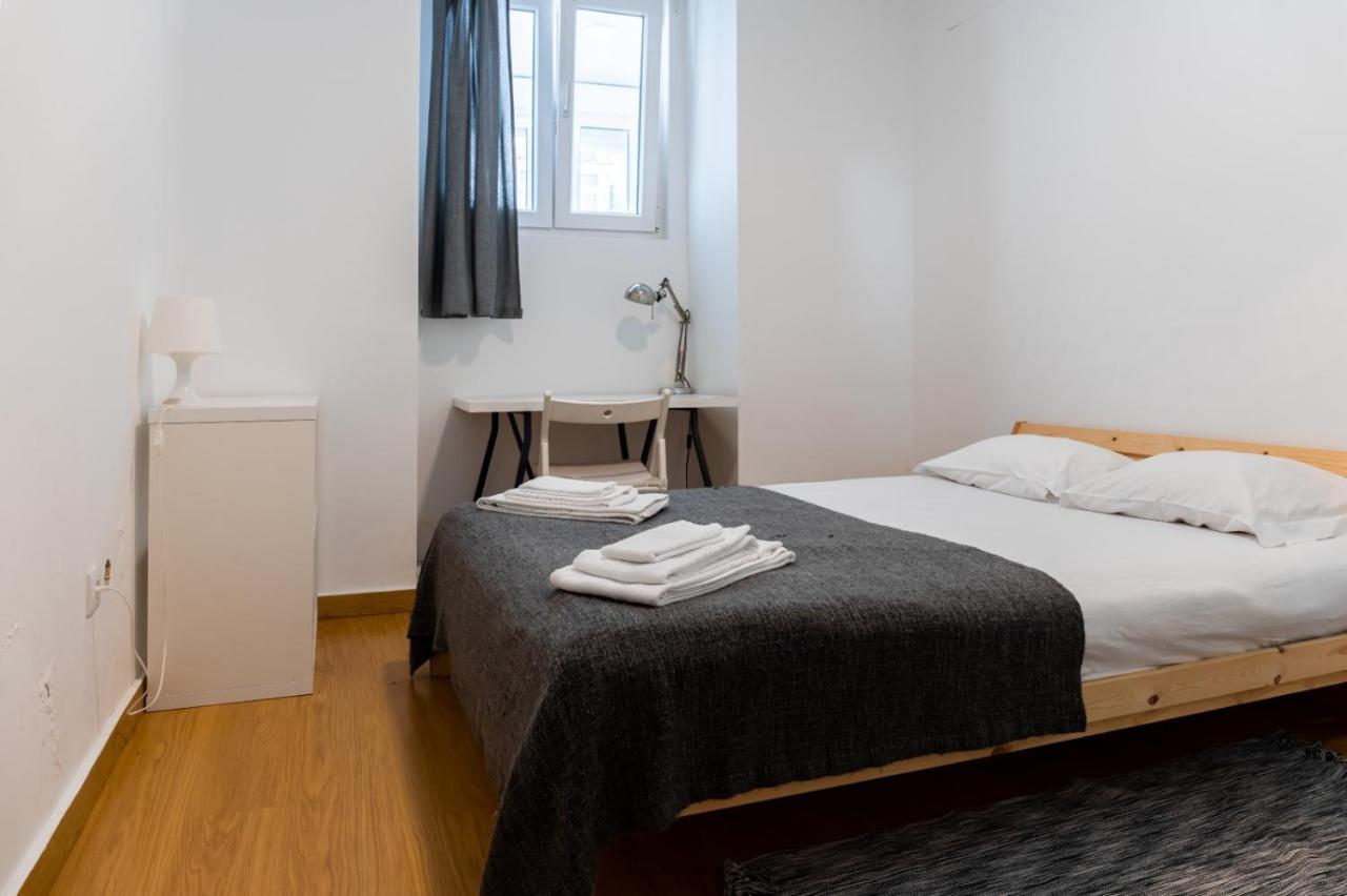 Entrecampos - Family Apartment With Terrace Lisboa Ngoại thất bức ảnh