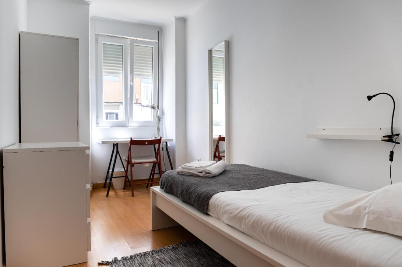 Entrecampos - Family Apartment With Terrace Lisboa Ngoại thất bức ảnh